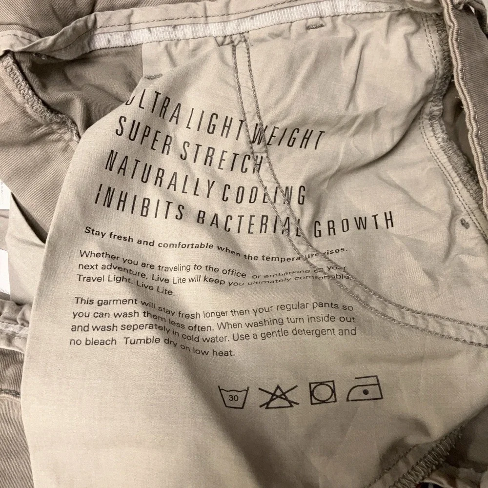 DU/ER Live Free Journey Shorts 9
